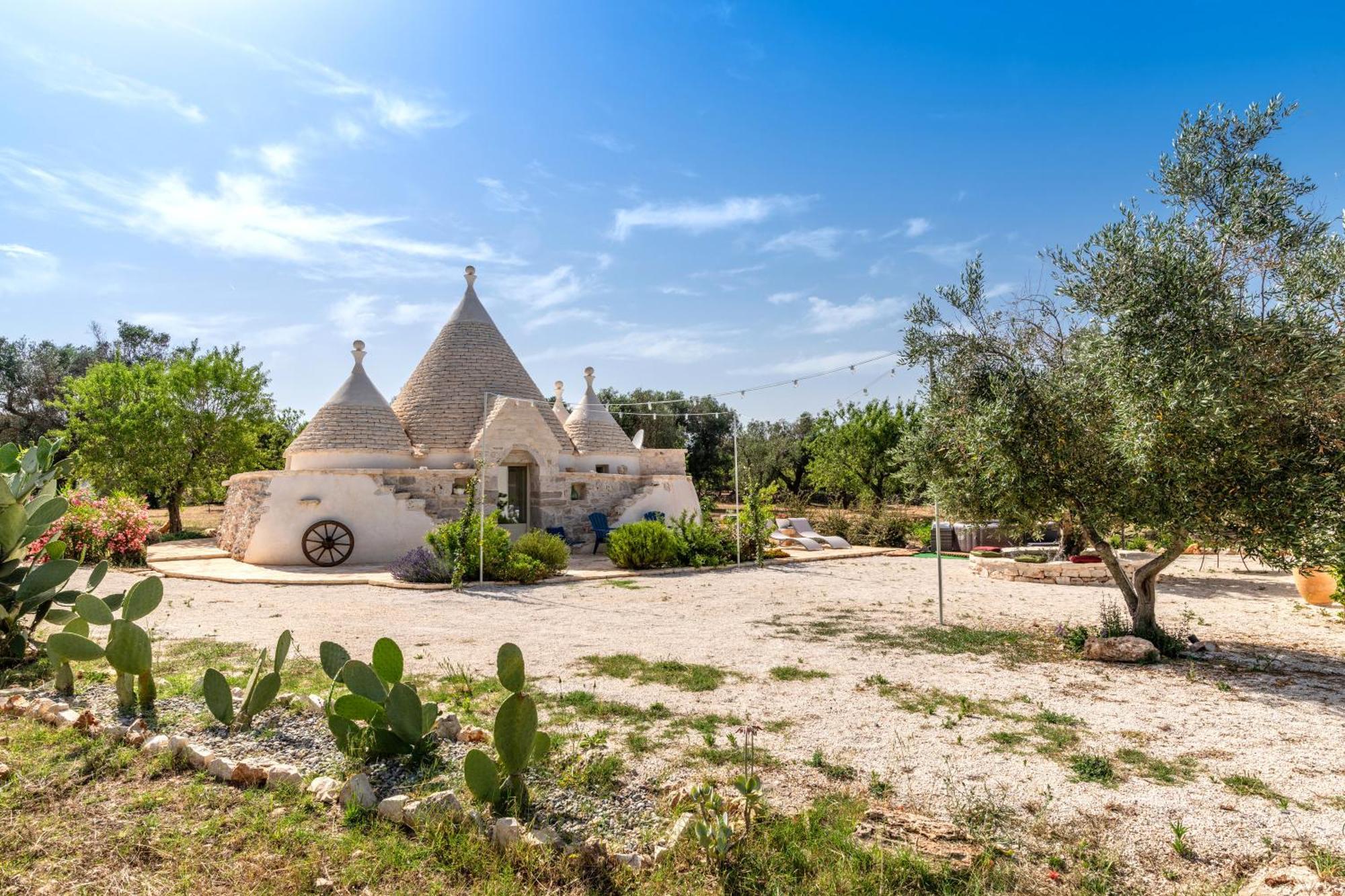 Вилла Il Trullo Di Mariangela Челье-Мессапика Экстерьер фото